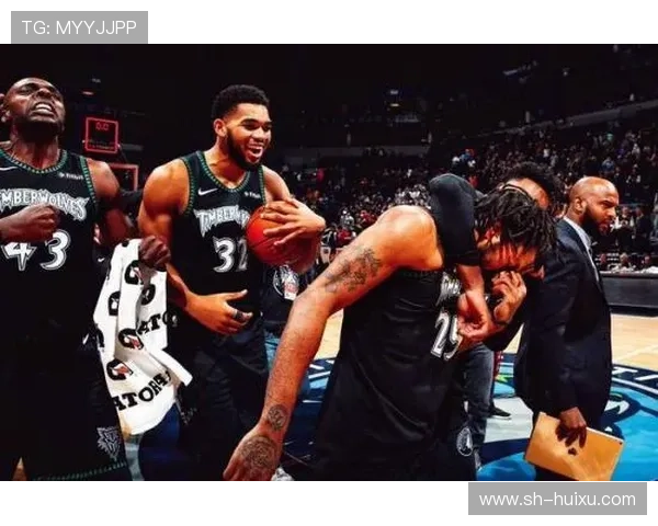 巴媒曝维尼修斯女友计划在家举办万圣节派对 曾差点因此分手 巴媒曝维尼修斯女友计划在家举办万圣节派对 曾差点因此分手